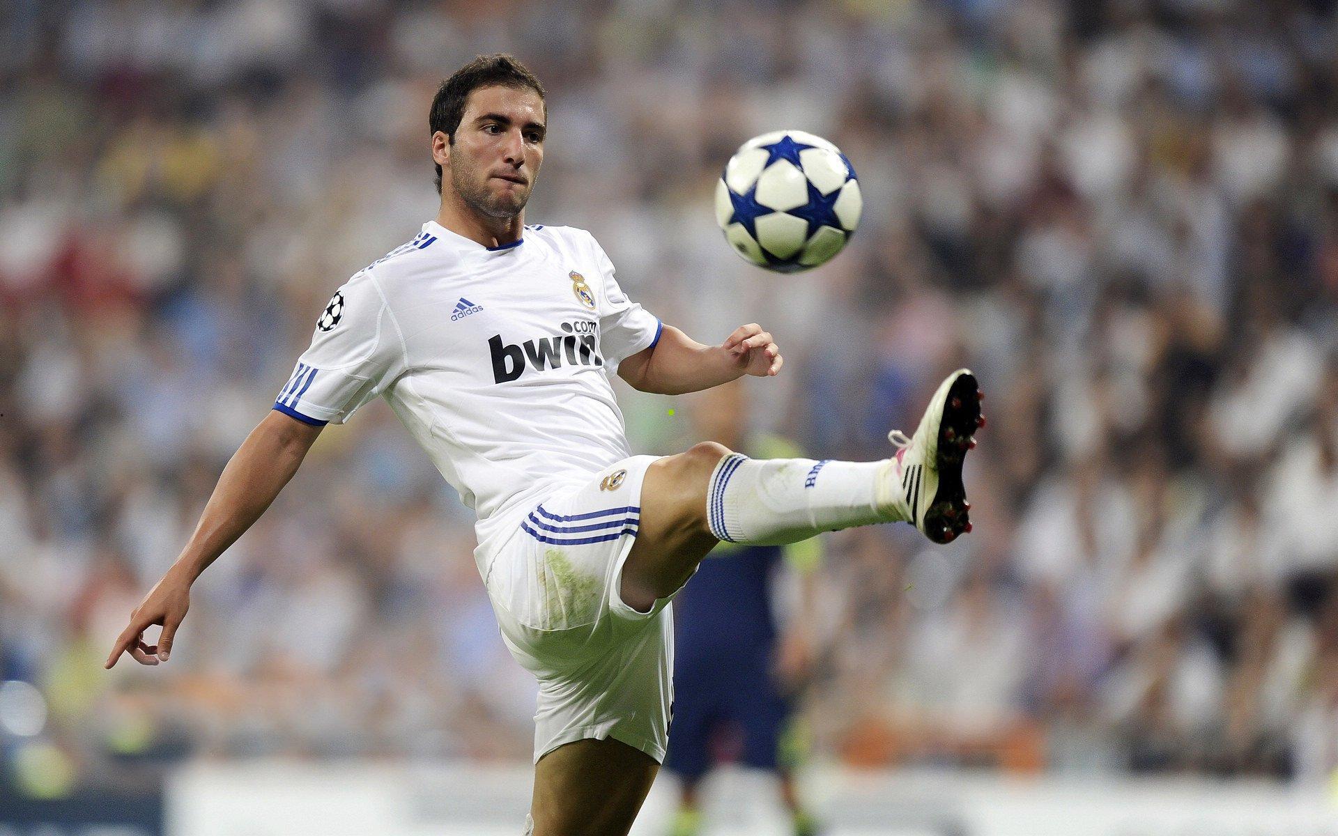 开云中国官网：安帅亲承二次执教皇马出于自荐 公开力挺贝林厄姆驳斥质疑声浪