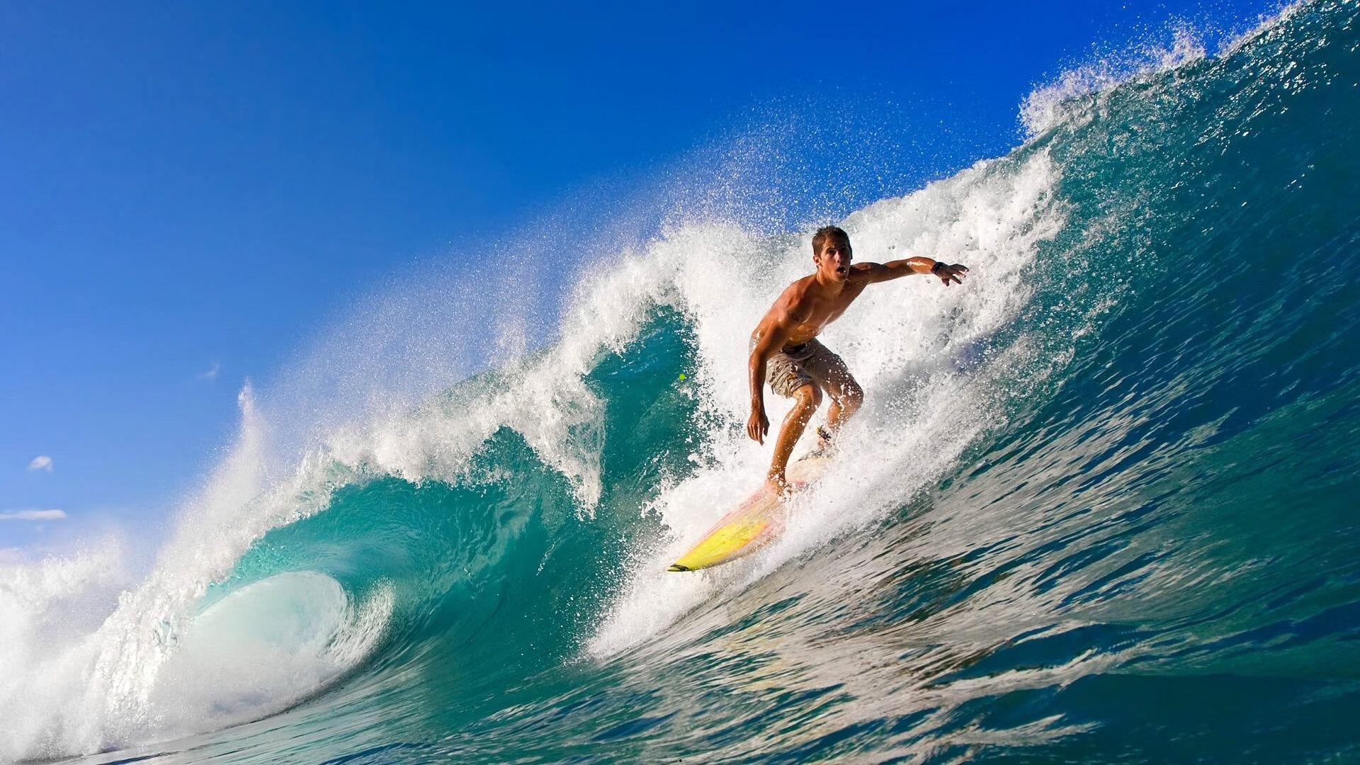 英雄联盟十周年庆典回顾，全新英雄、移动端与PC端游戏内容全面揭晓